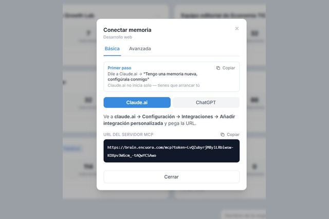 Pantalla Conectar memoria en Encuora con URL del servidor MCP lista para copiar y conectar la memoria persistente a Claude o ChatGPT